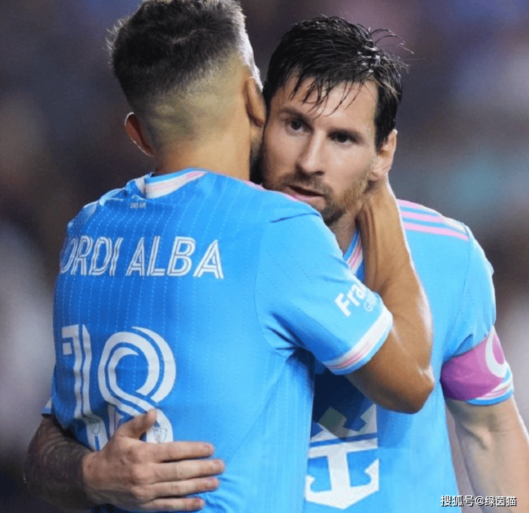 开云下载-梅西助攻帽子戏法，巴萨赢得关键胜利