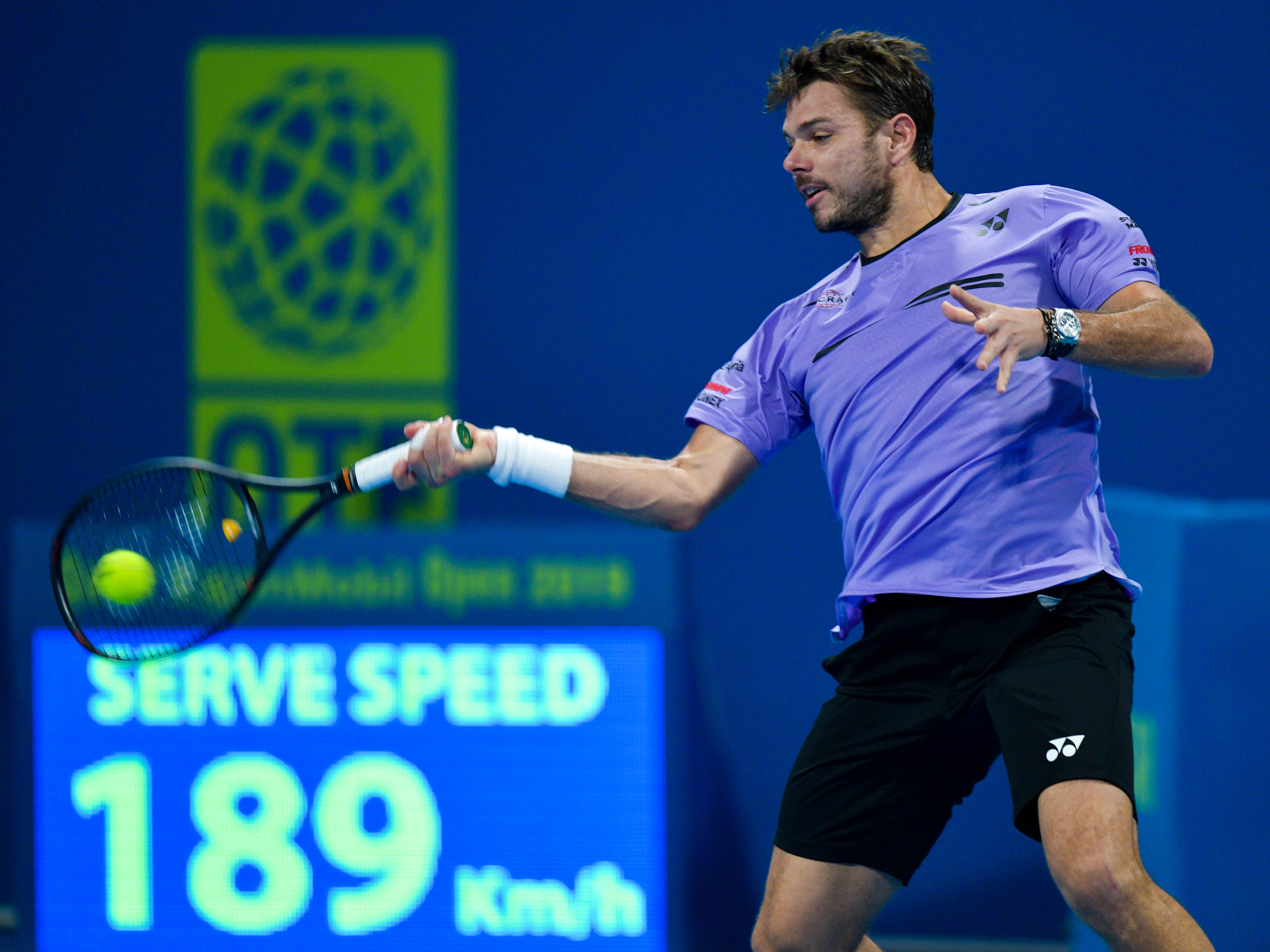 包含世界网球队逆转欧洲网球队，瓦林卡三分雨点燃全场的词条