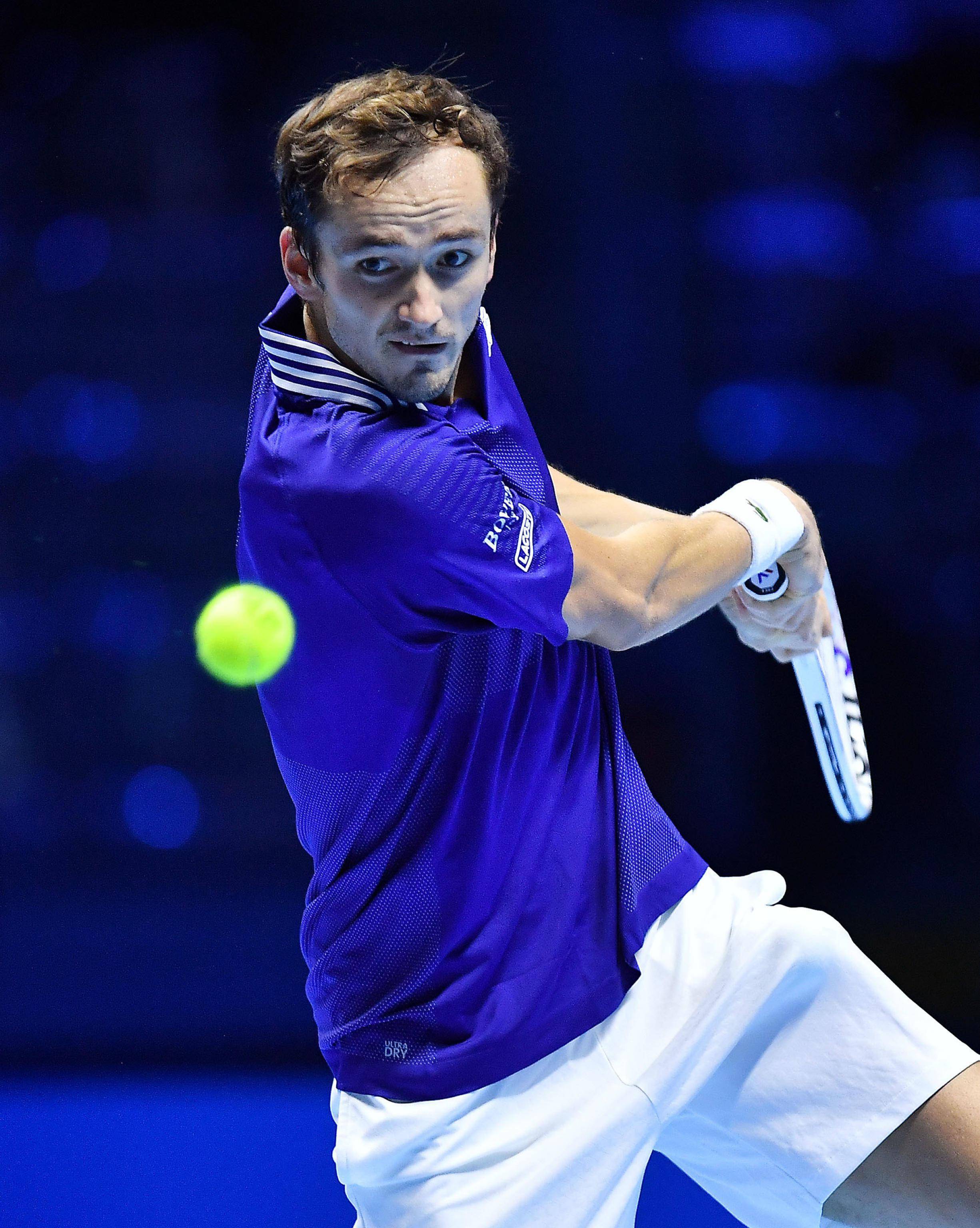 关于法网逆转美网，梅德韦杰夫高光表现的信息