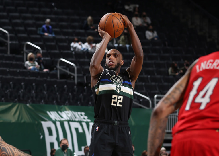 包含雄鹿横扫步行者，锡安高光表现的词条