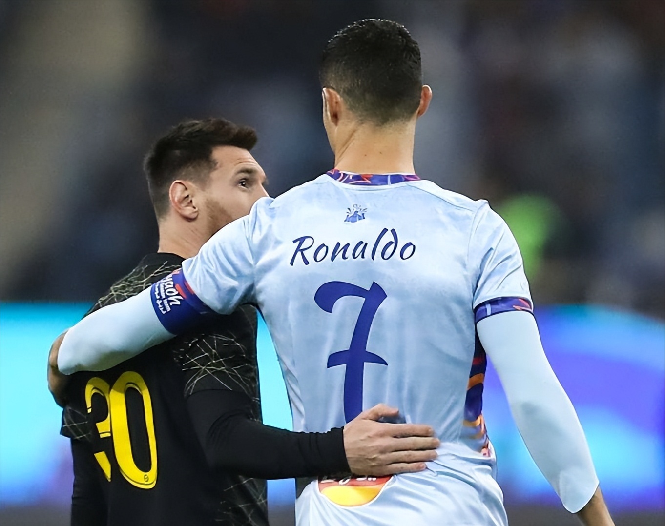 包含尤文主场逼平巴萨，遗憾出局欧冠八强的词条