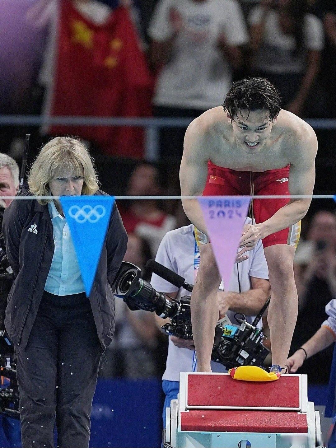 开云APP-阿姆斯特丹游泳选手再次勇夺金牌