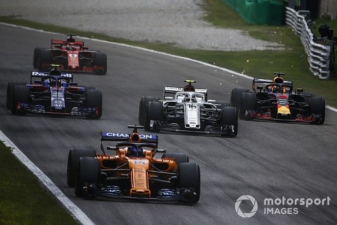 威廉姆斯绝杀迈凯伦，汉密尔顿统治全场的简单介绍