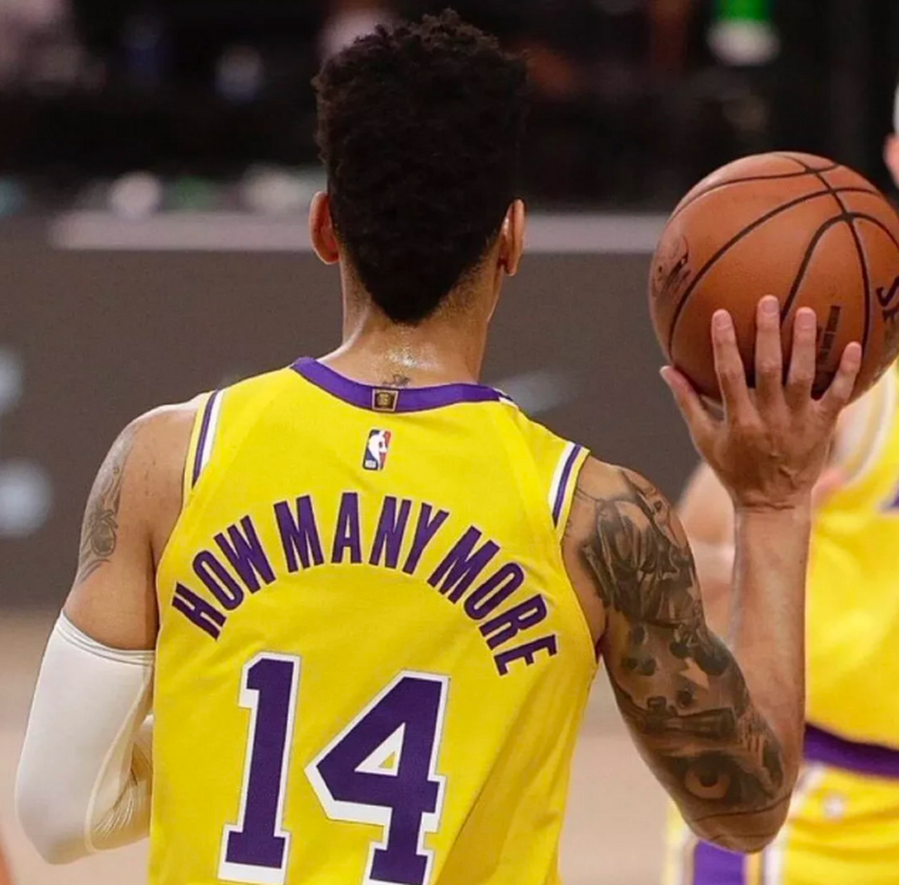 关于日本男篮翻盘魔术，丹尼·格林爆发神勇的信息