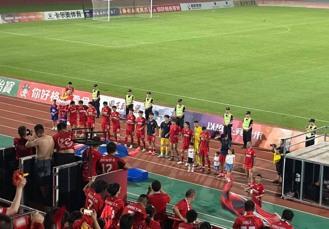 广州队取得惊人逆转，逆袭对手取得胜利