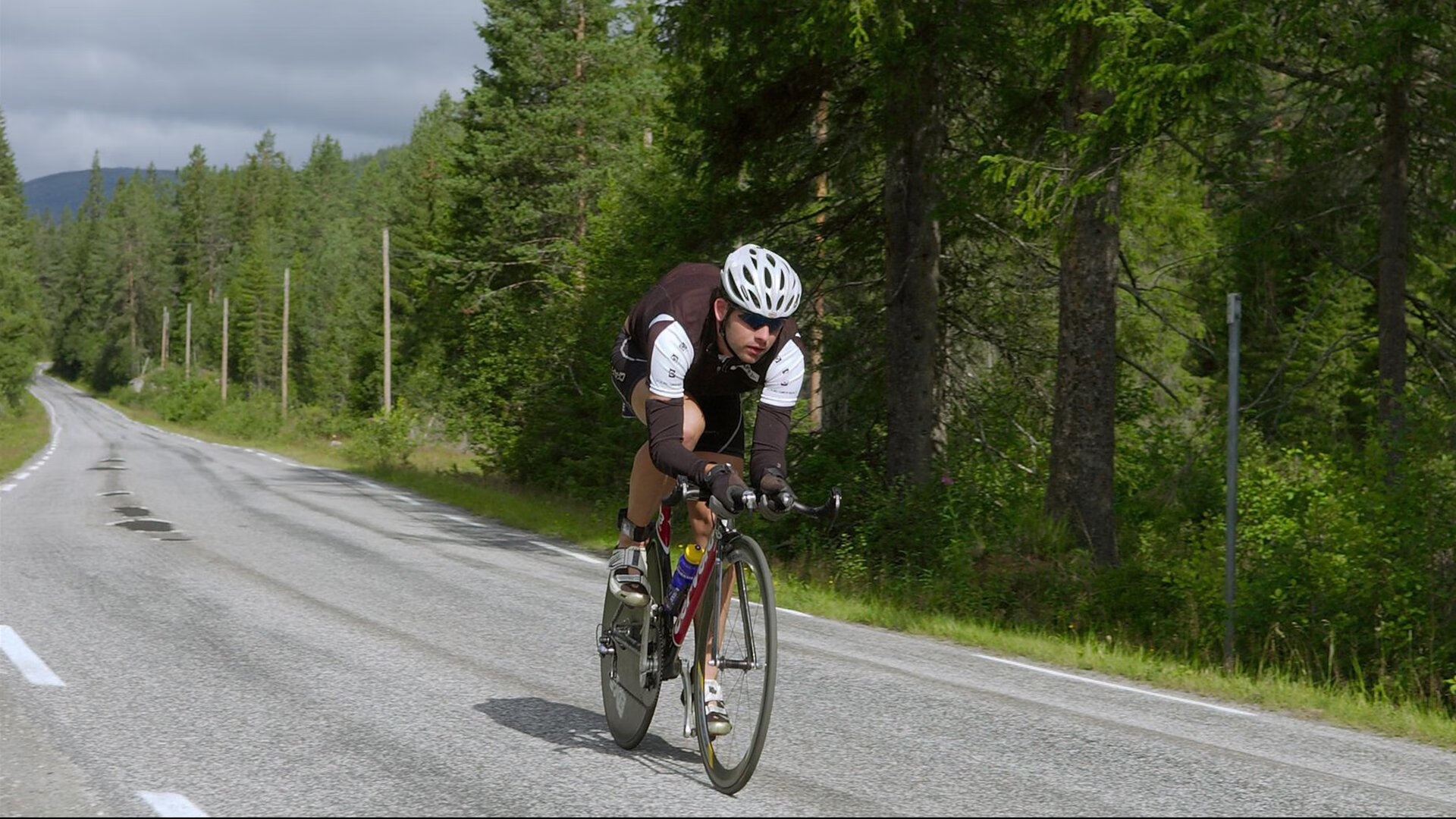 跨界竞技场，灰熊关键战突围山西队，小贾伦在意甲焦点战接管比赛
