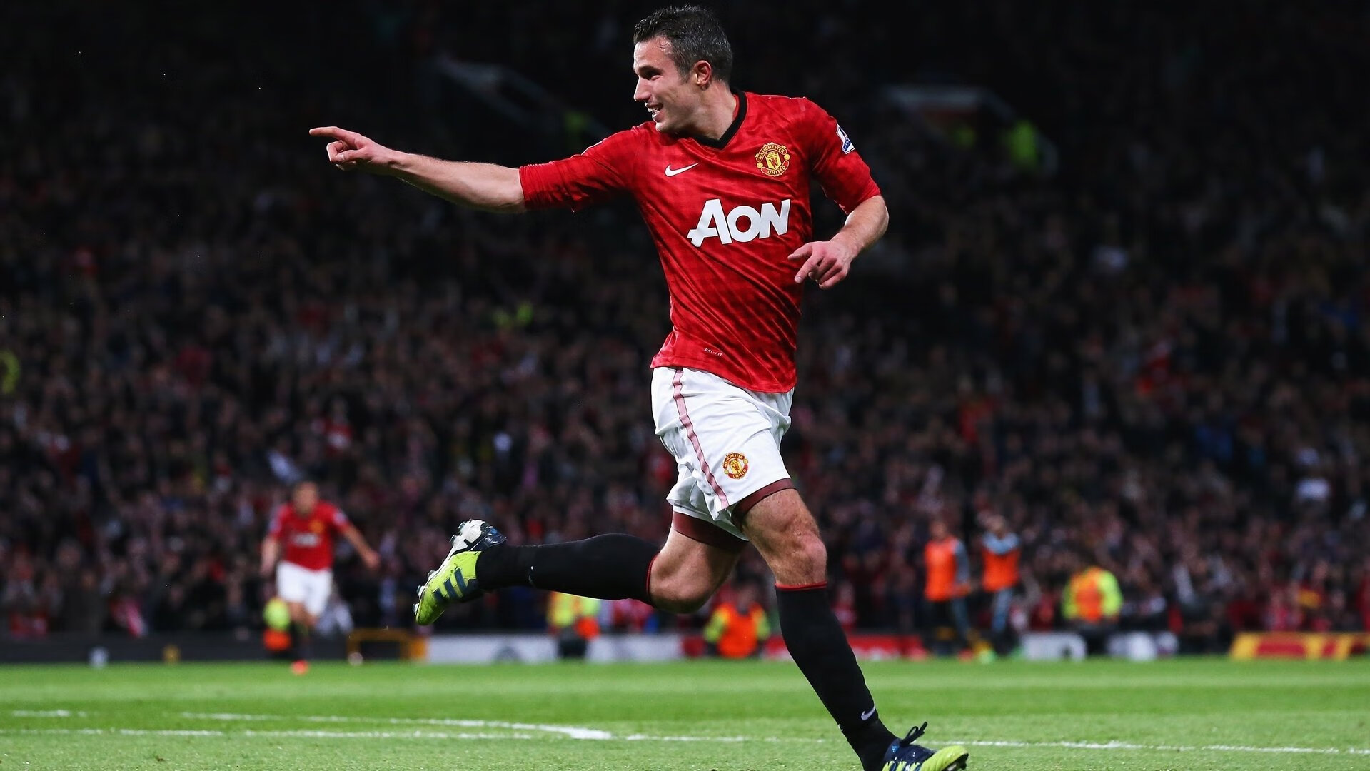 武切维奇，马刺轻取黄蜂的隐形引擎