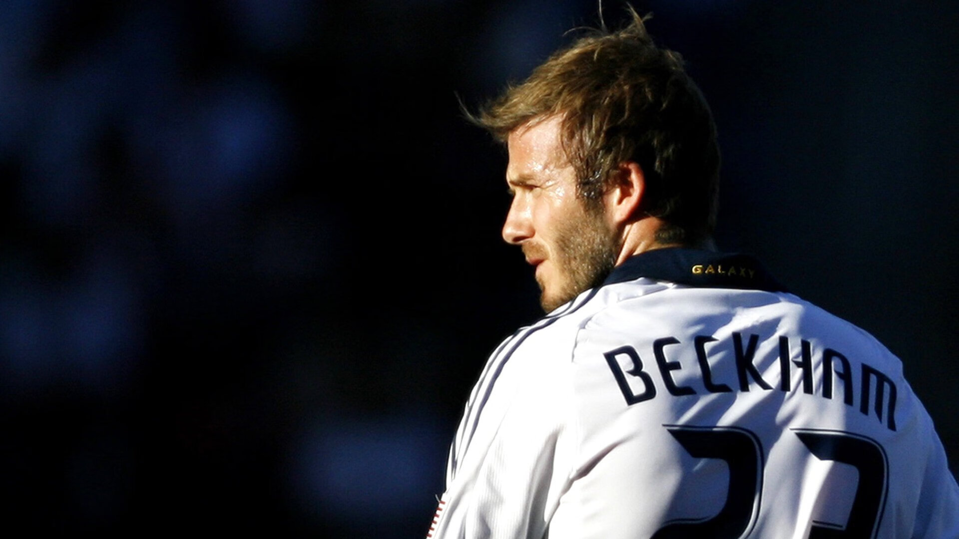 皮克的节奏魔法,当西班牙灵魂唤醒AC米兰的对抗之夜