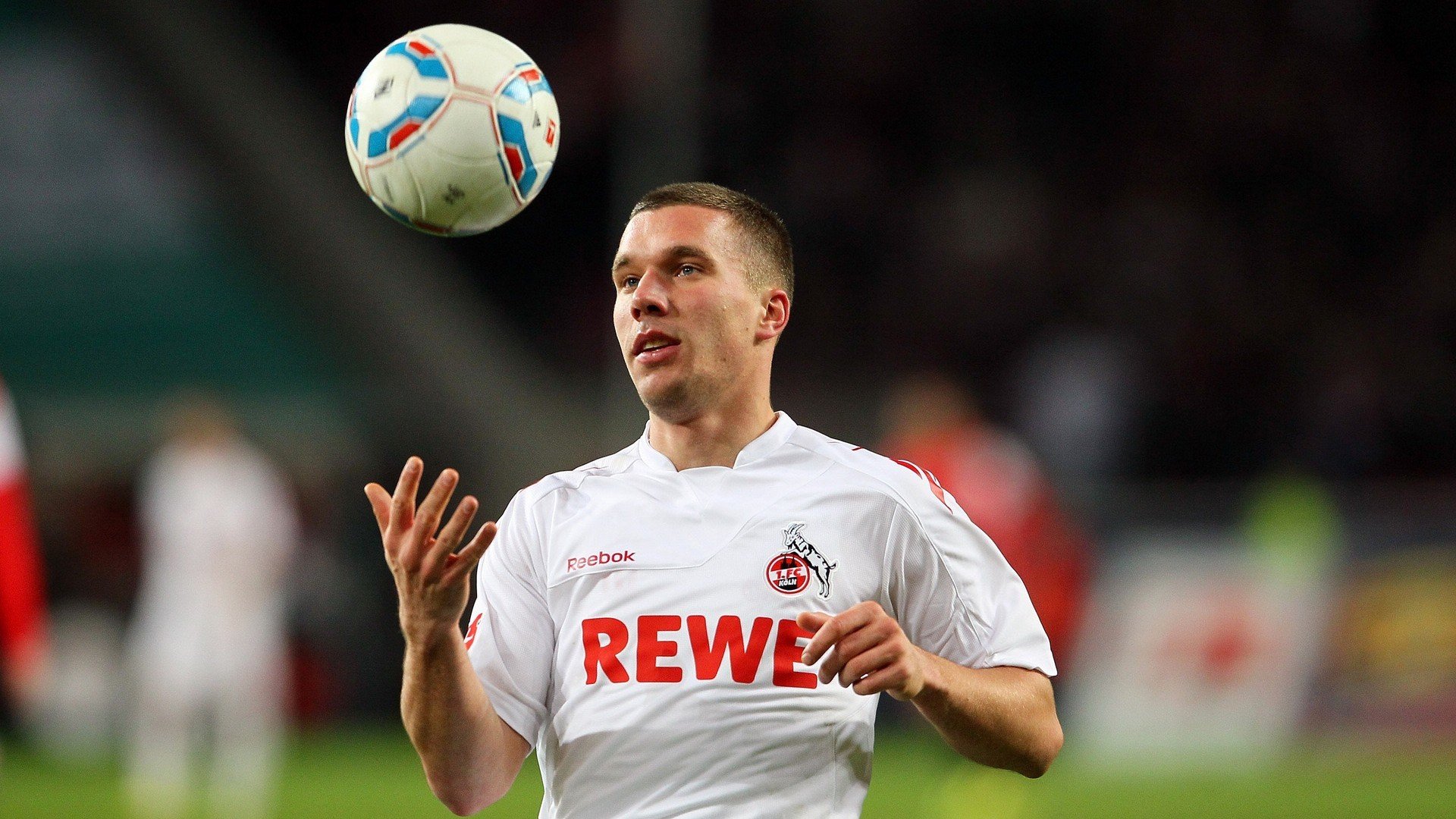 绿茵场上的凯尔特节奏，黄喜灿如何以韩国引擎重塑爱尔兰对阵格局